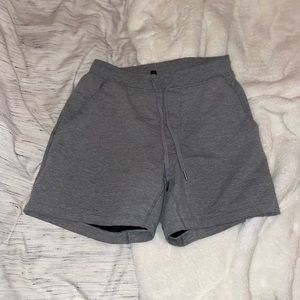 Lulu city sweat shorts 5in inseam